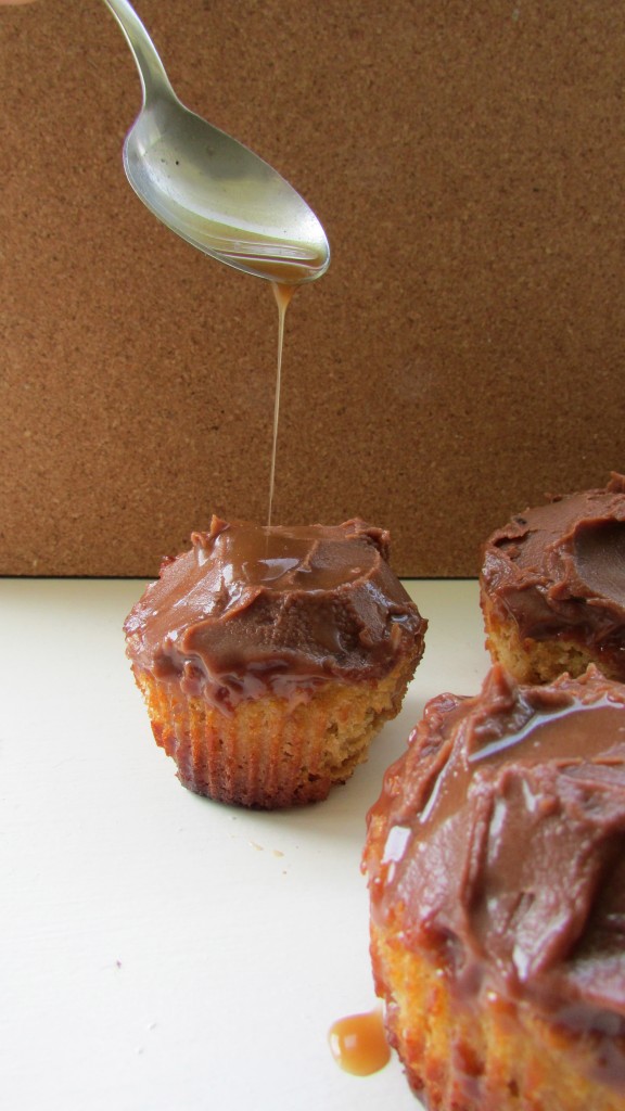 paleo chocolate coconut cupcakes 2